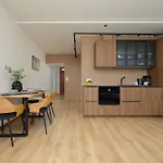 Heart Of Old Town Cityview With By Renters شقة وارسو